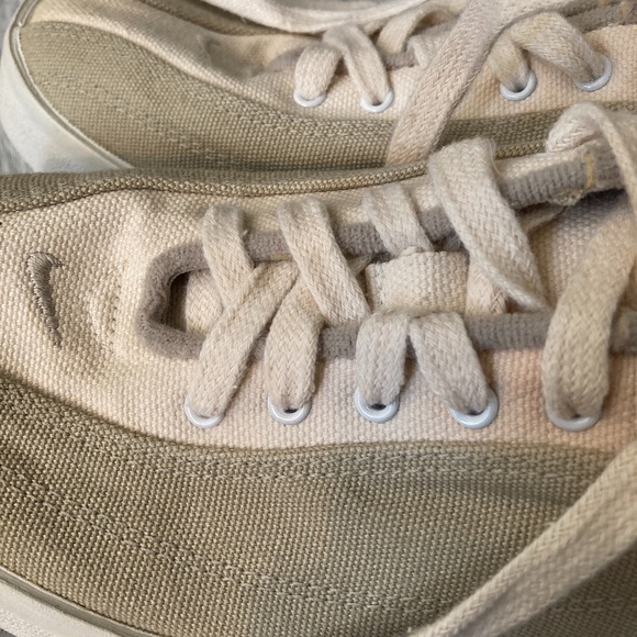 Nike Rare Vintage Canvas Shoes -Tan/cream Women's size 9 fits like 8.5 - Picture 5 of 6